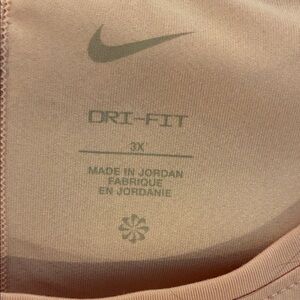 Nike Dri-FIT Long Sleeve Tee - Pink